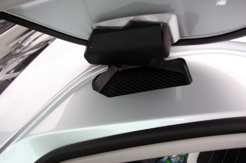 Illustration for article titled Driving Volkswagen's 261 MPG Car Is Like Driving The Future